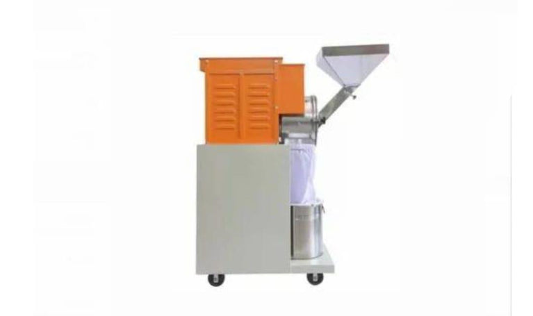 5 Hp Chilli Powder Grinding Machine 50 Kg/Hr - Shriram Associates