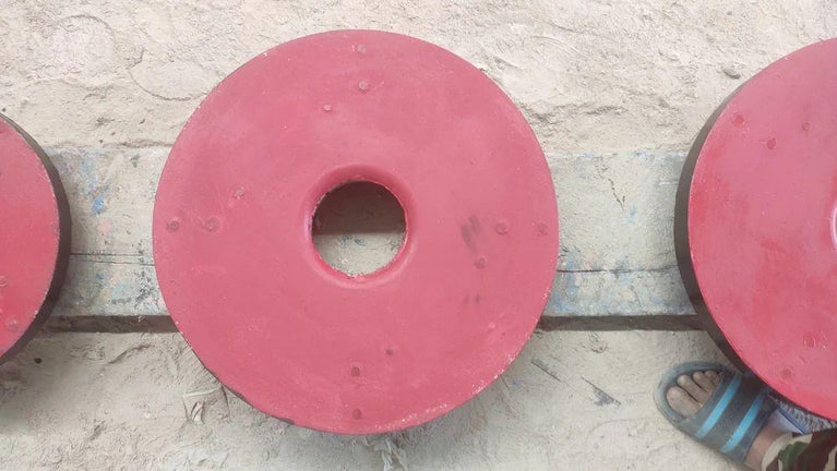 18 inch Bolt Type Red Stone