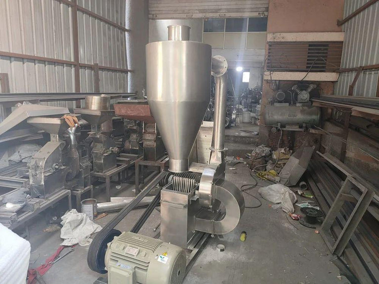 20 HP સેમી ઓટોમેટિક પલ્વરાઇઝર મશીન