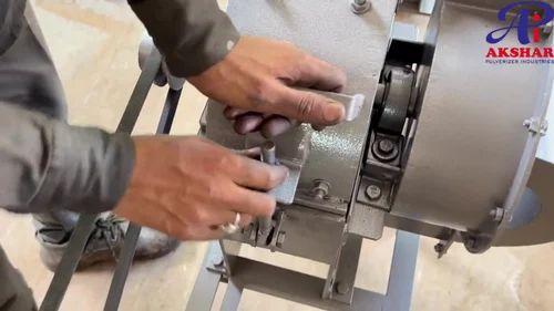 5hp ઔદ્યોગિક મસાલા ગ્રાઇન્ડીંગ મશીન