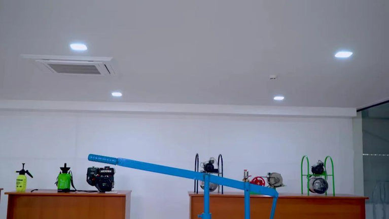 ગાયના છાણની કેક બનાવવાનું મશીન