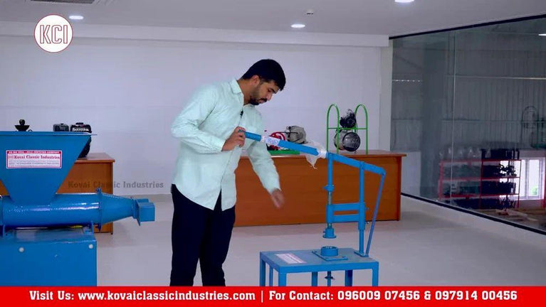 ગાયના છાણની કેક બનાવવાનું મશીન