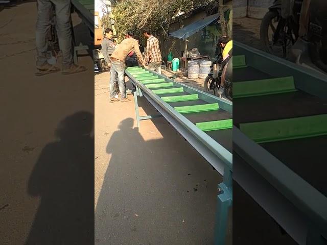 ડી ઓઇલિંગ એસએસ બેલ્ટ કન્વેયર