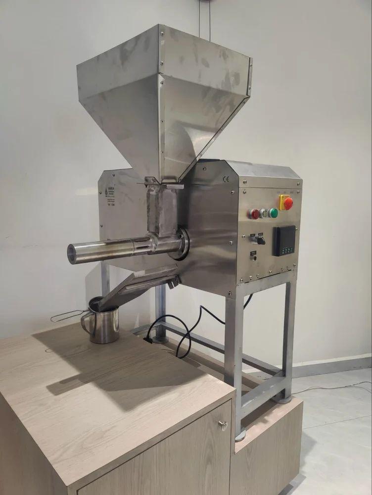 મગફળીનું તેલ કાઢવાનું મશીન 3500w