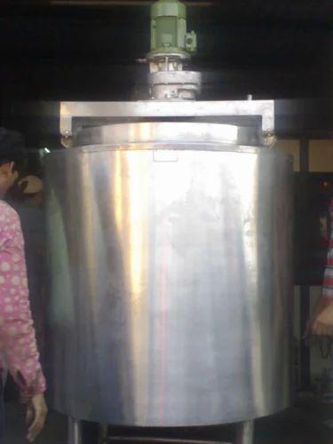 सोन पापड़ी बेसन कूलिंग टैंक