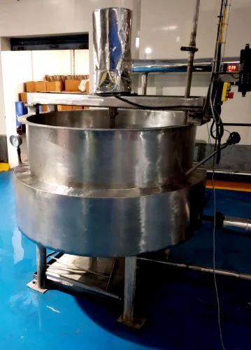 Steam Base Kaju Katlli Machine