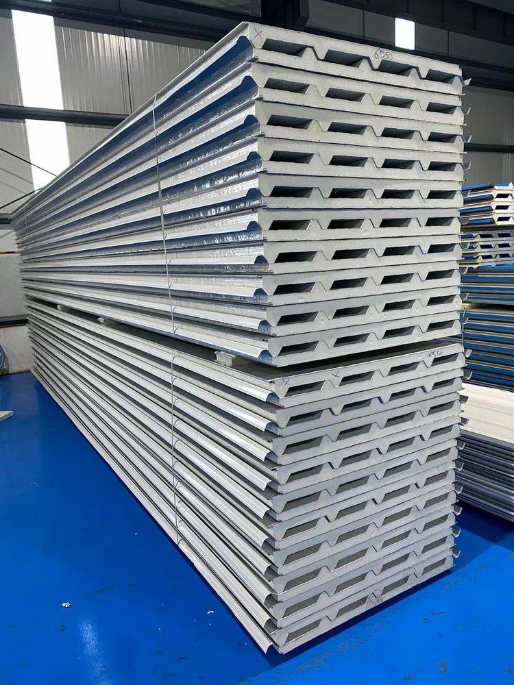 SIGNATURE PUF INSULATED SANDWICH PANEL