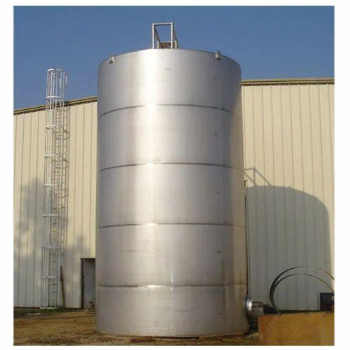 SS Vertical Storage Tank