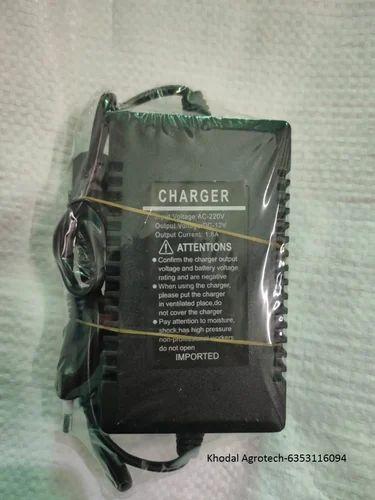 1.7 AMP Sprayer Battery Charger