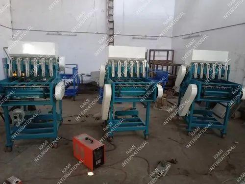 4 Blade Cashew Cutting Machine