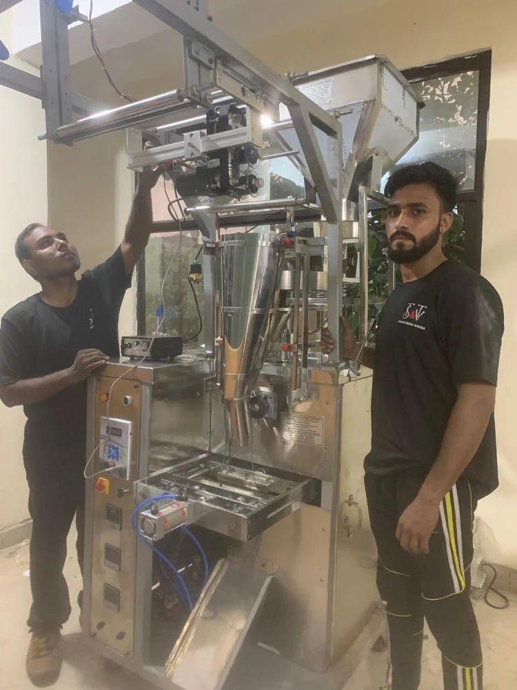 Automatic Namkeen Packing Machine