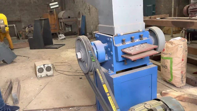 Automatic PET Bottle Shredder