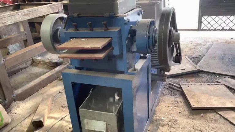 Automatic PET Bottle Shredder