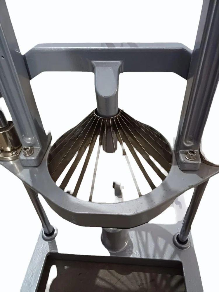 Blooming Onion Cutter
