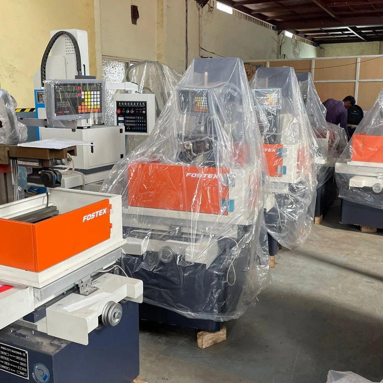 CNC Wire Cut EDM Machine WITH Z AXIX LM