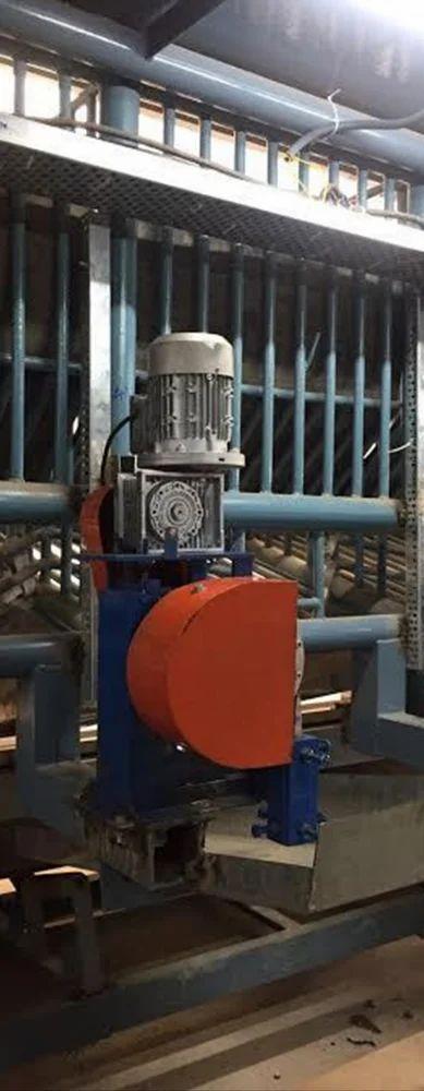 Coconut Desheller Machine