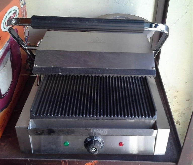 Commercial Sandwich Griller