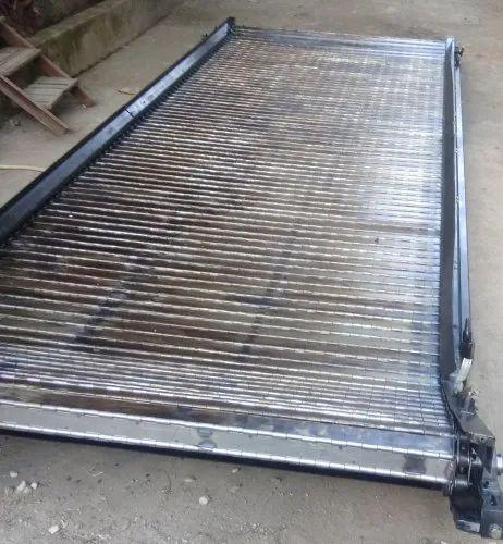Conveyor Chain .
