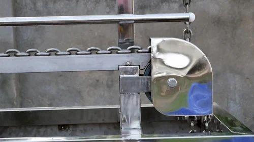 Crate Washer