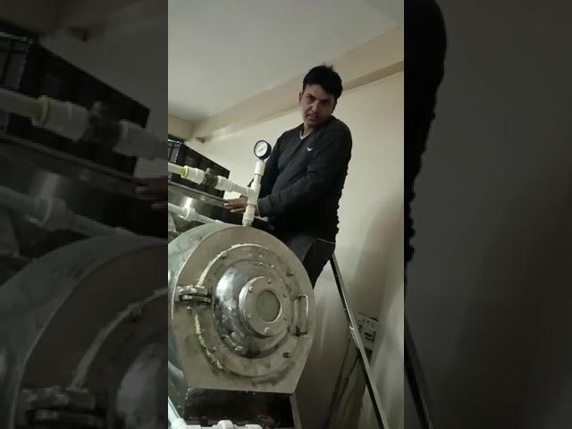 Duplex Vacuum Type Soap Plodder Machine