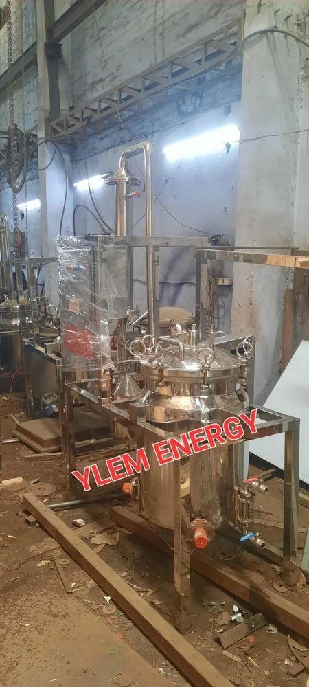 Field Distillation Unit