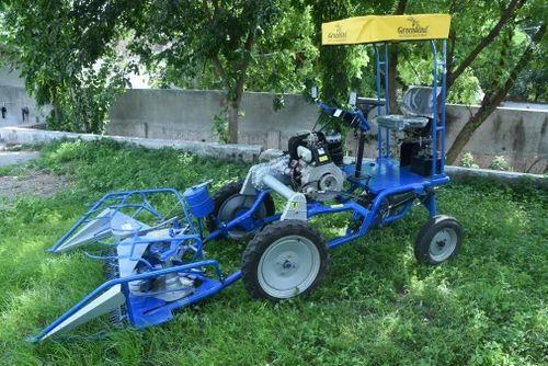 Four Wheel Drive Reaper Binder Machine