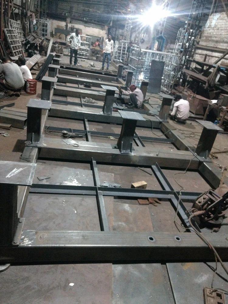 भारी संरचनात्मक निर्माण