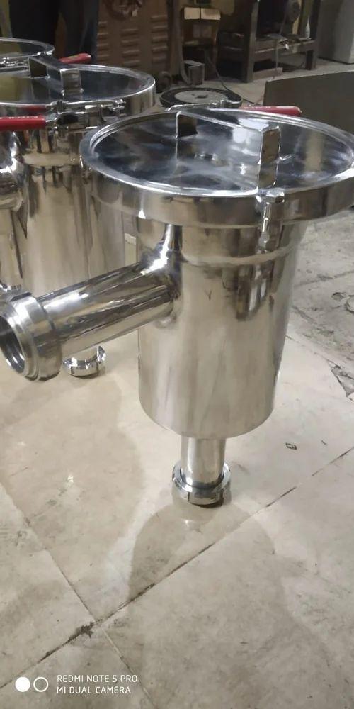 Magnetic Liquid Trap