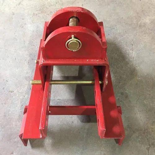 Mahindra Tractor Trolley Hook With Base