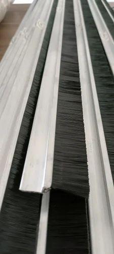 Nylon Strip Brush