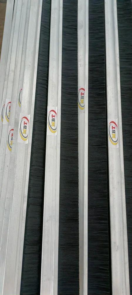 Nylon Strip Brush