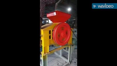 Sand Crusher Machine