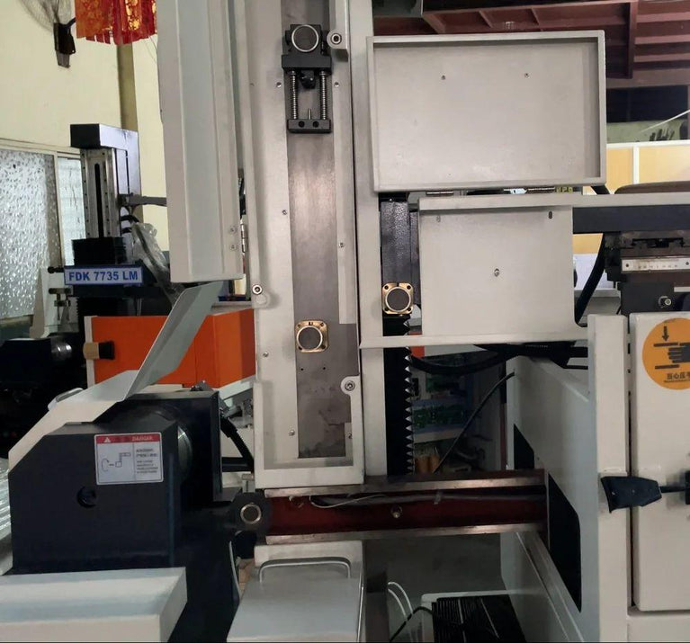 Semi-Automatic Edm Wire Cut Machine