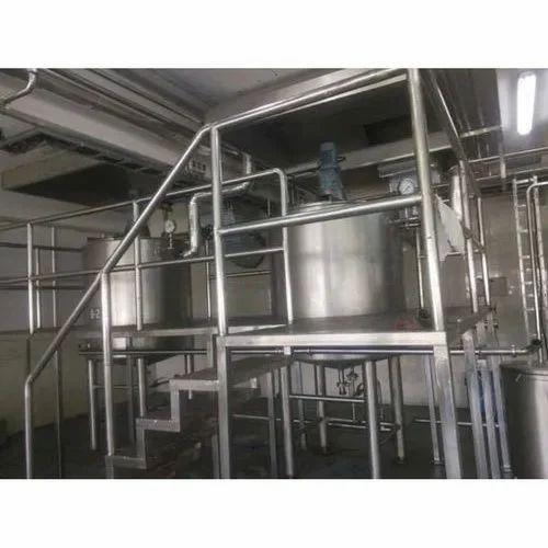 Semi-Automatic Mini Dairy Plant