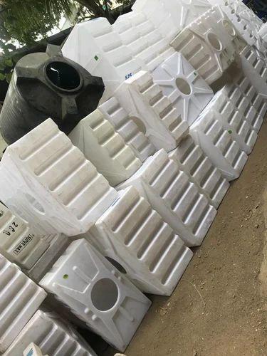 Sincro Loft Water Tank