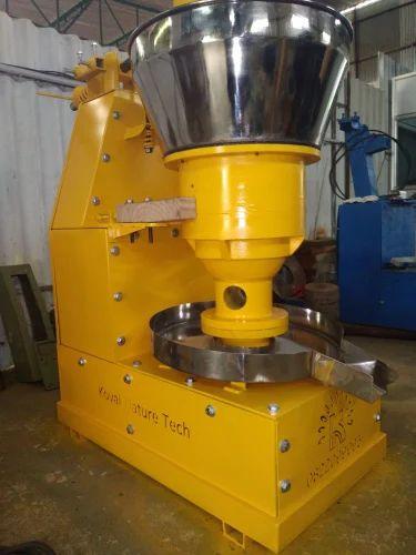 Soyabean Oil Seed Pressing Machine