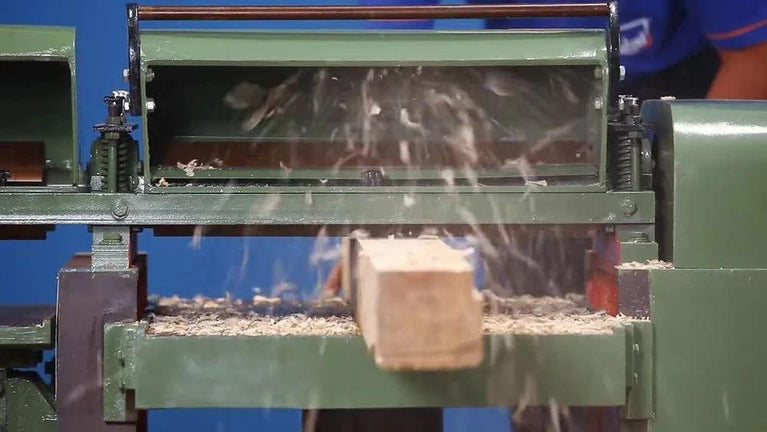 Thickness Planer With Autofeed Moulding Attachment 24" J-403