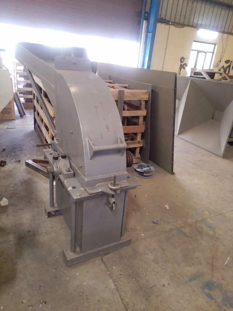 Three Phase Pulverizer Machine