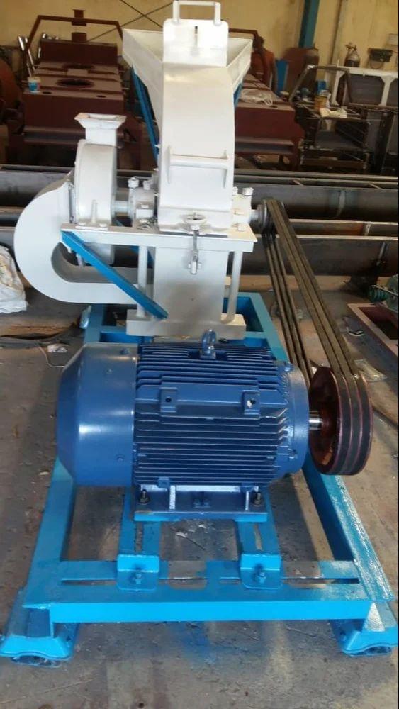 Three Phase Pulverizer Machine