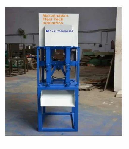 Two Blade Cashew Nut Cutting Machine