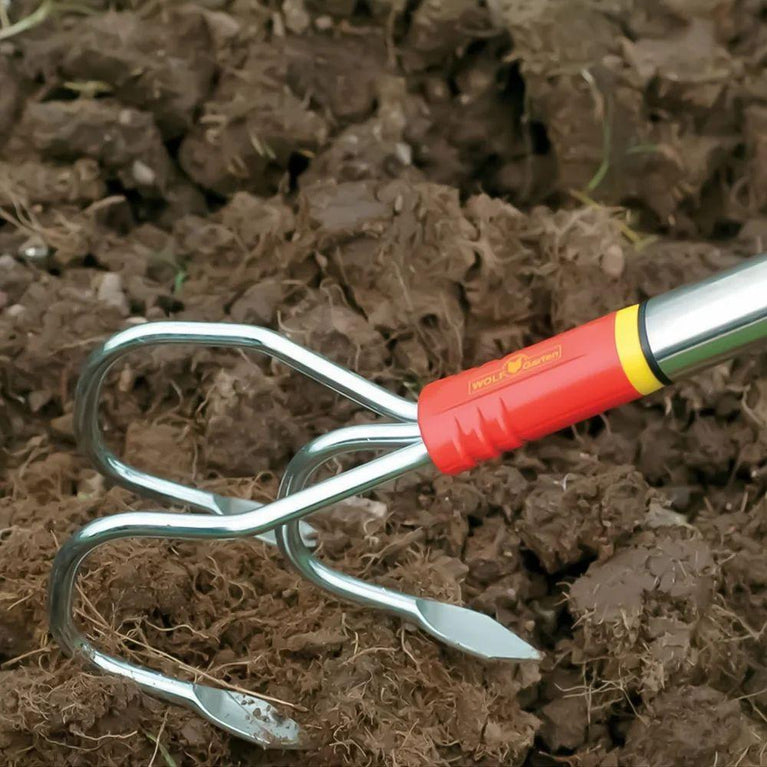 WOLF GARTEN SOIL HAND CULTIVATOR (BE-M)