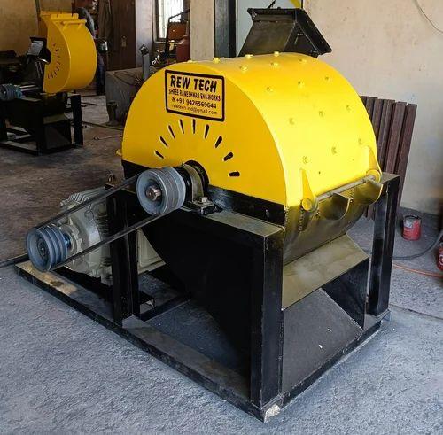 Wood Crusher Machine