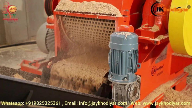 Wood Crusher Machine